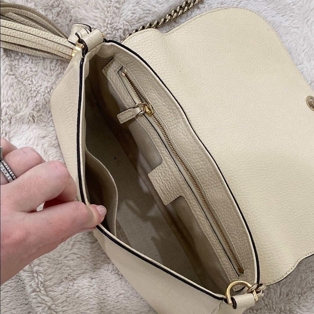 Gucci Cellarius Calfskin medium flap Soho Cream Crossbody Bag Chain Strap tassel - Picture 4 of 16